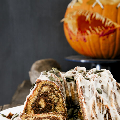 alt="délicieux gâteau marbré chocolat courge"